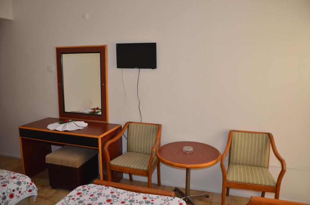 Dilek Hotel Menderes Kamer foto